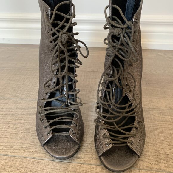 Kendall and Kylie metallic peep toe lace up booties size 8 - Picture 1 of 9